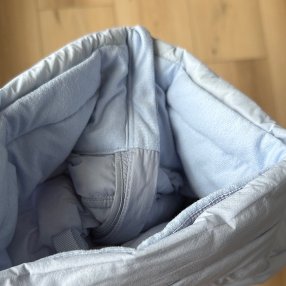 Lululemon Pack It Down Jacket – Blue Linen – Size 10 - Picture 7 of 10